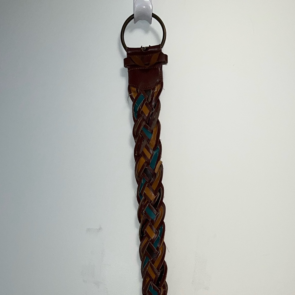 Anthropologie belt